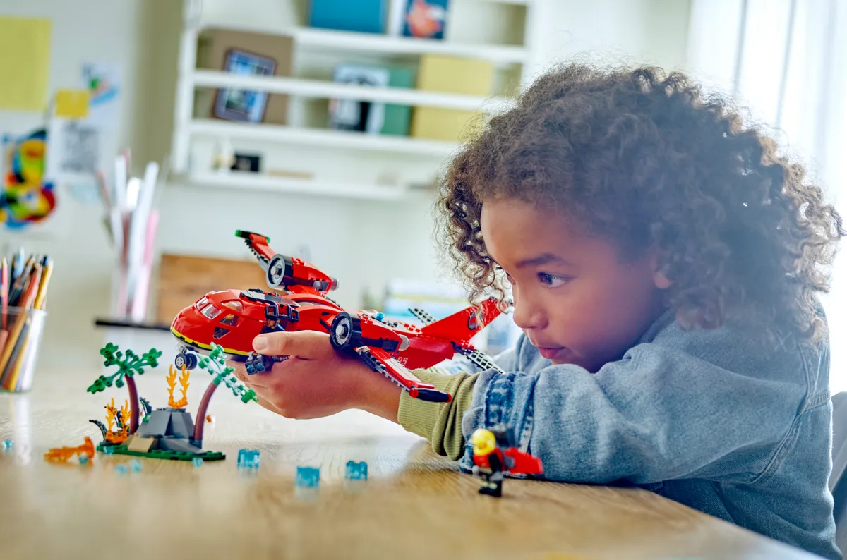 LEGO Fire Rescue Plane (60413) - image 6