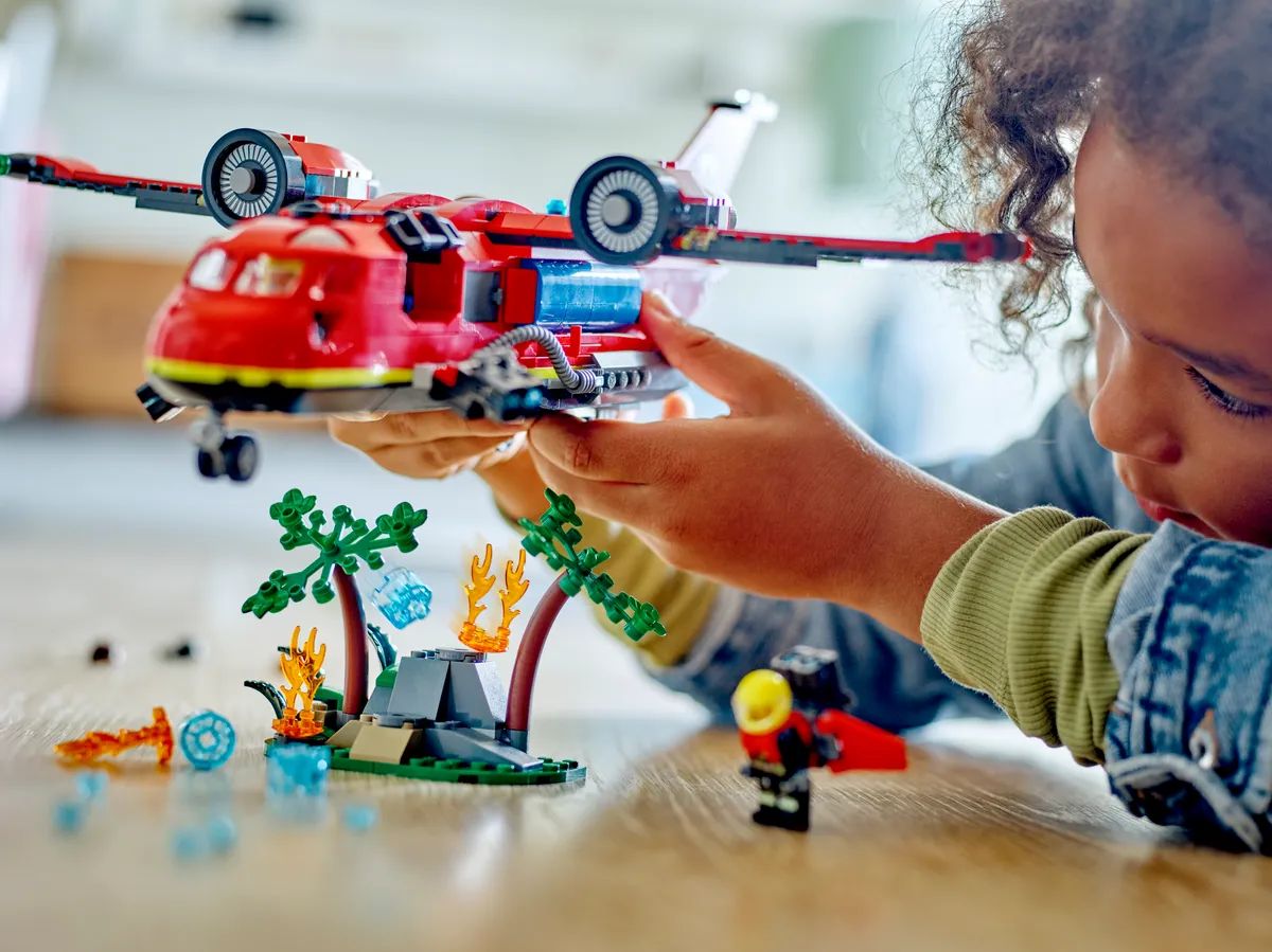 LEGO Fire Rescue Plane (60413) - image 7