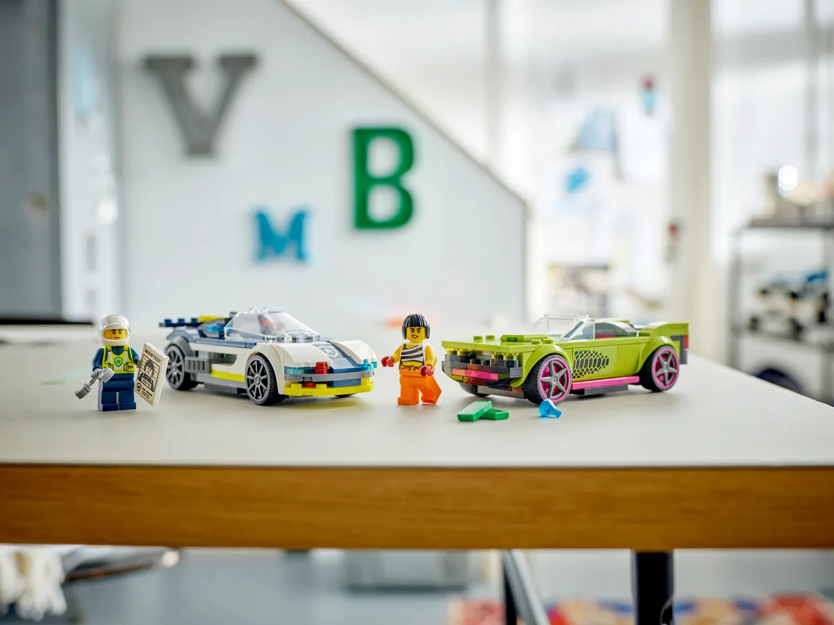 LEGO Police Car and Muscle Car Chase (60415) - Bild 7