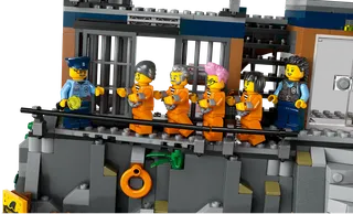 Police Prison Island by LEGO – product photo 5 of 11