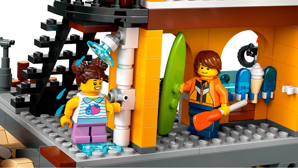 LEGO Seaside Harbor with Cargo Ship (60422) - Bild 3