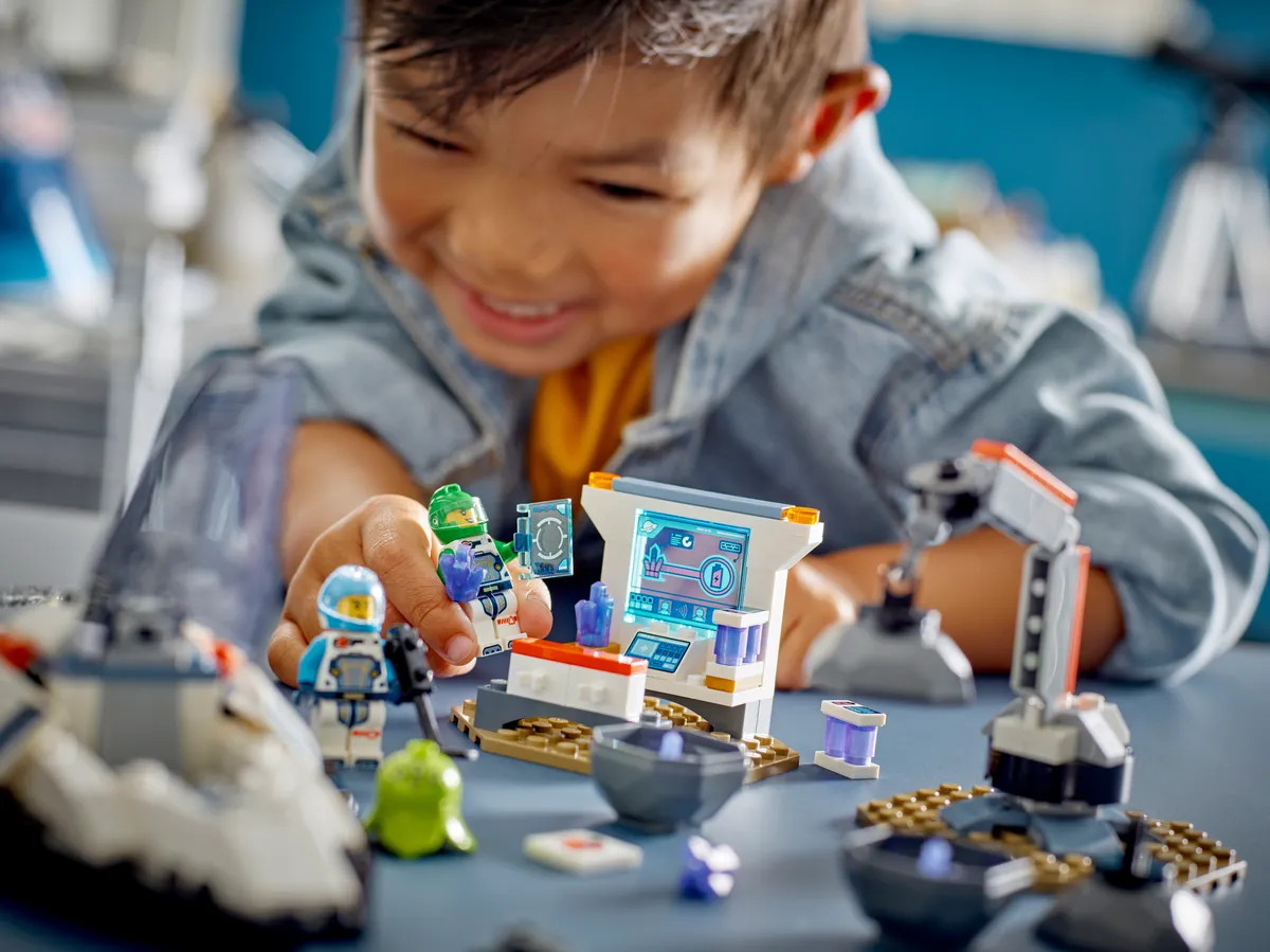 LEGO Spaceship and Asteroid Discovery (60429) - Bild 7