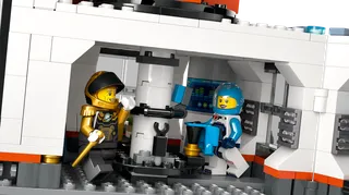 Space Base and Rocket Launchpad by LEGO – product photo 4 of 10