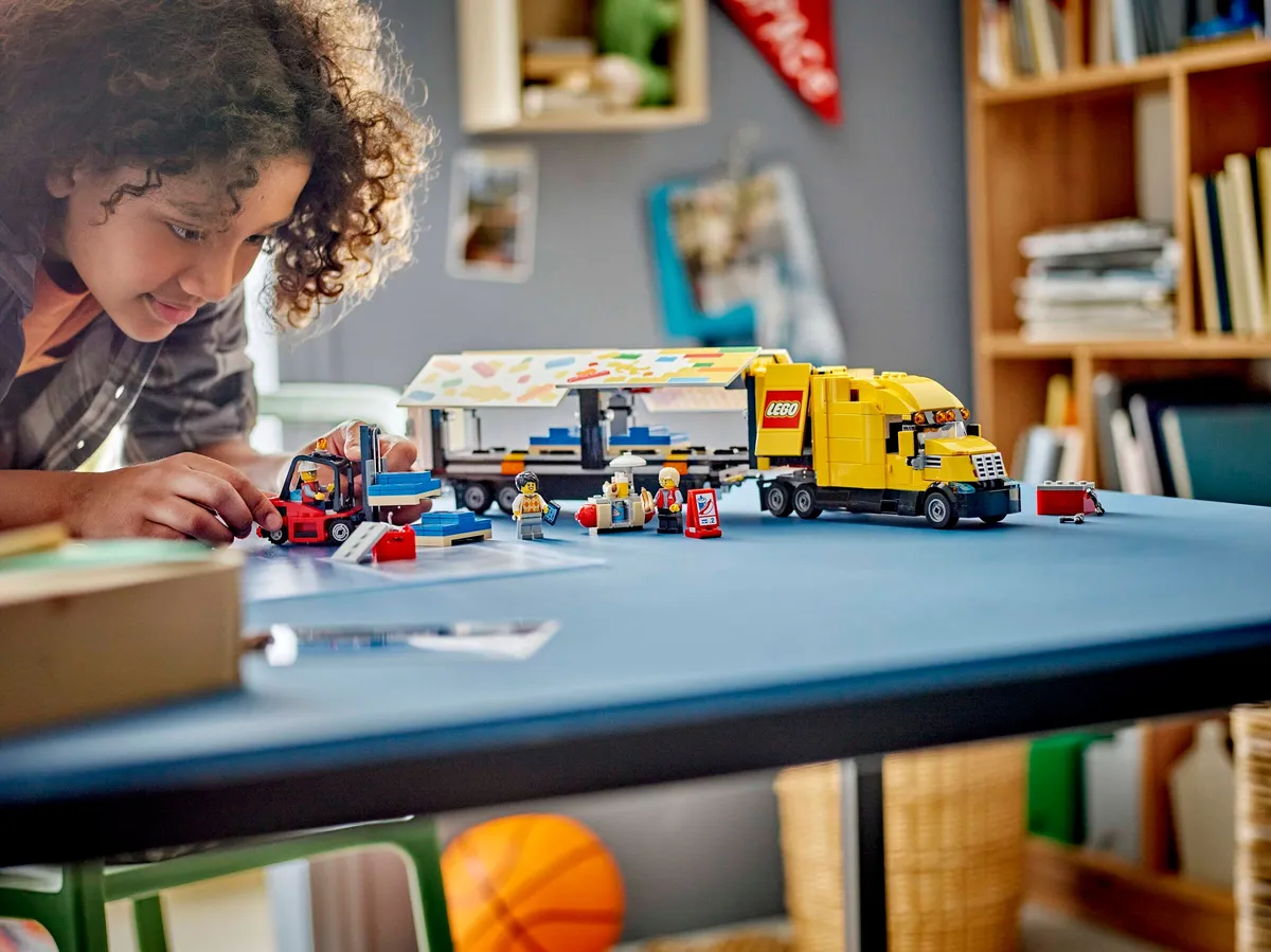 LEGO Yellow Delivery Truck (60440) - Bild 7