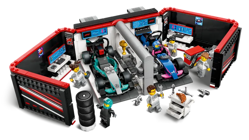 F1® Garage & Mercedes-AMG & Alpine Cars