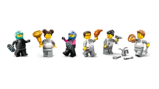 F1® Garage & Mercedes-AMG & Alpine Cars de LEGO – photo du produit 4 sur 11