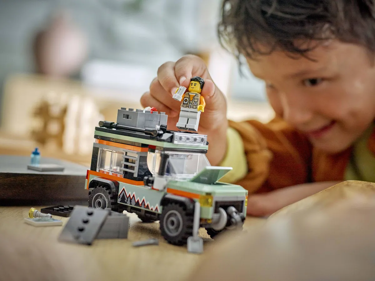 LEGO Off-Road 4x4 Mountain Truck (60447) - Bild 7