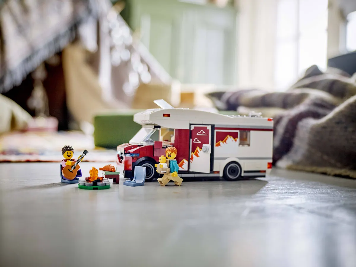 LEGO Holiday Adventure Camper Van (60454) - Bild 9