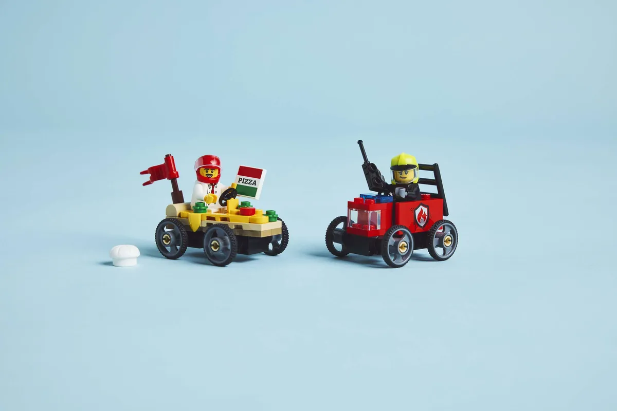 LEGO Pizza vs. Fire Truck Race Car Pack (60458) - Bild 6
