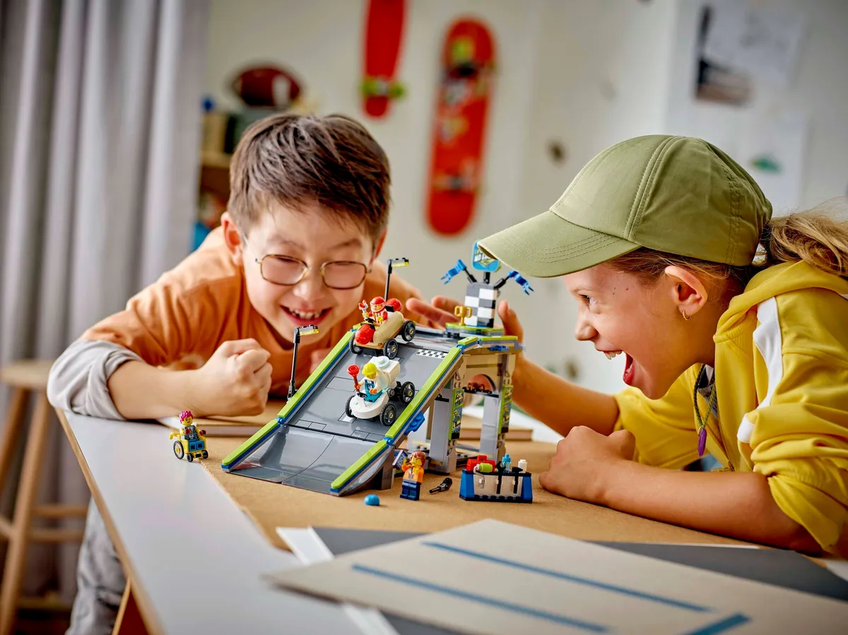 LEGO No Limits: Race Car Ramp Track (60460) - Bild 5