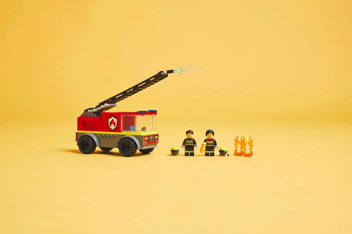 LEGO Fire Ladder Truck (60463) - Bild 5