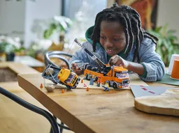 LEGO Heavy-Duty Recovery Tow Truck with Crane (60467) - afbeelding 6