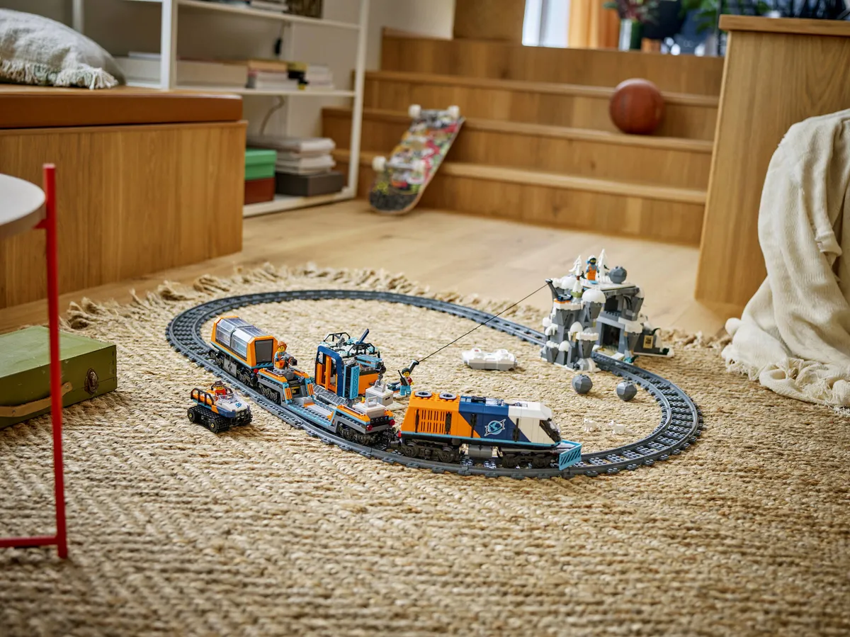 LEGO Explorers' Arctic Polar Express Train (60470) - Bild 11