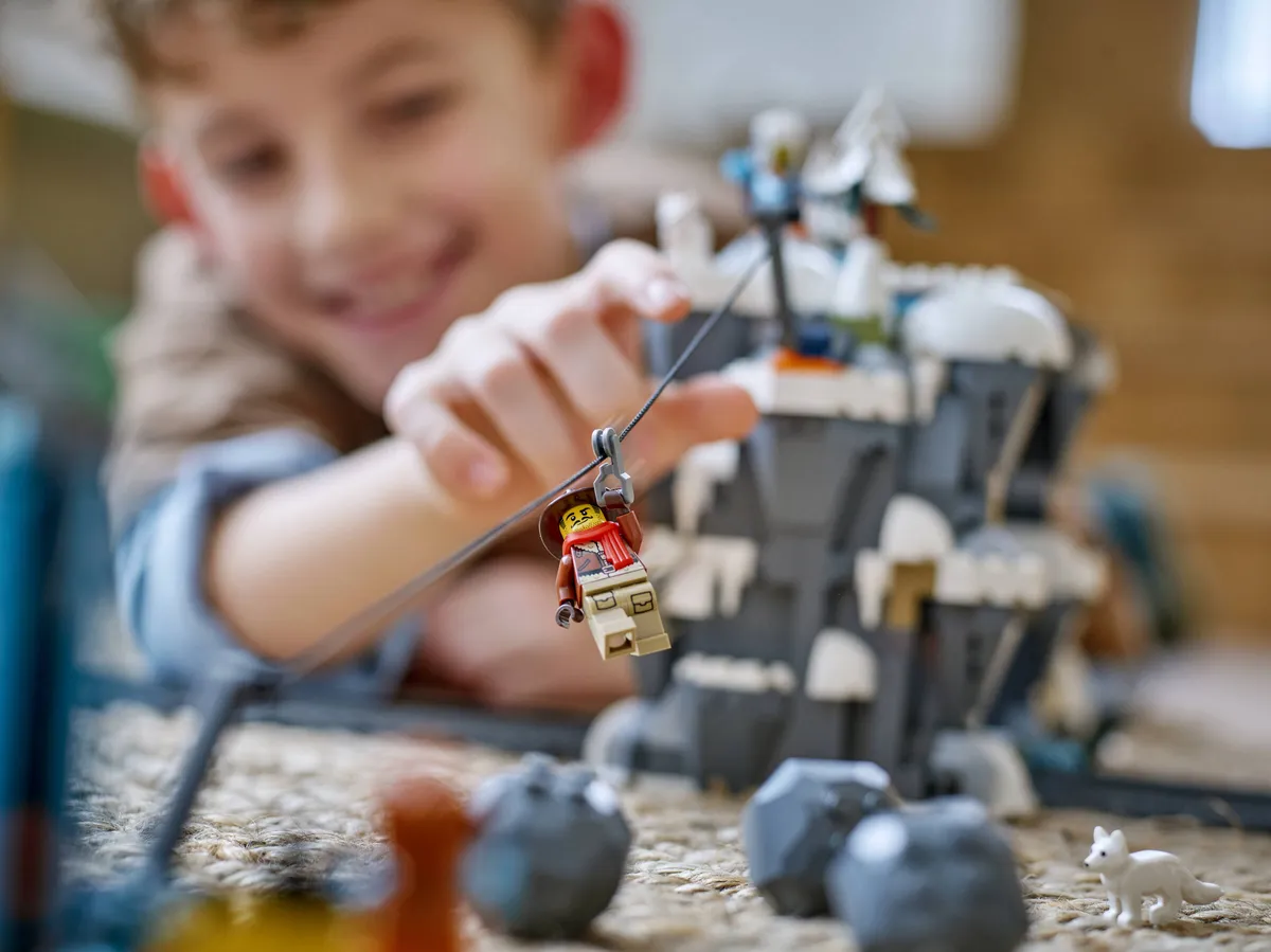 LEGO Explorers' Arctic Polar Express Train (60470) - Bild 8