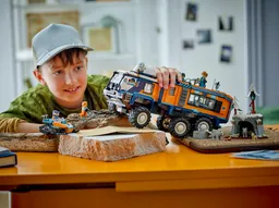 LEGO Arctic Explorer Science Lab Truck (60471) - afbeelding 5