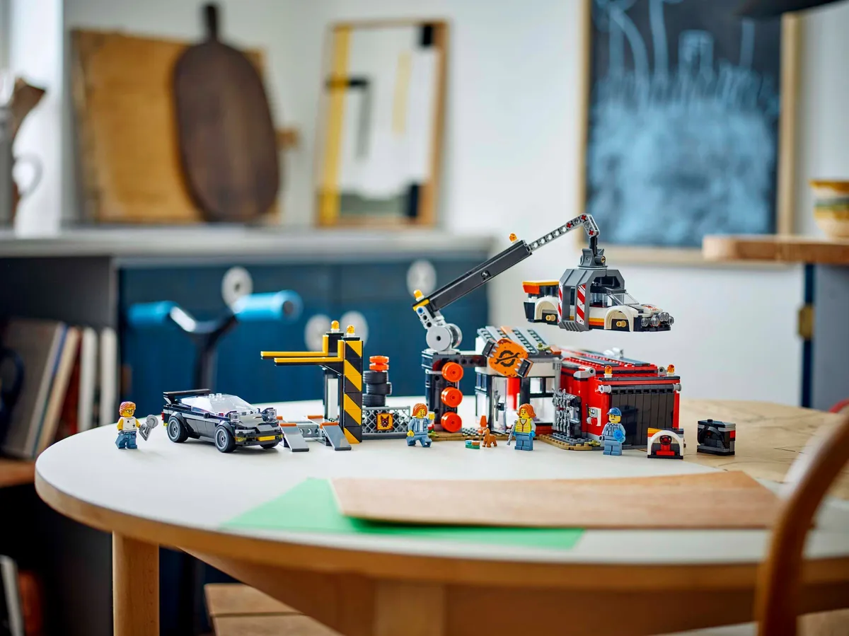 LEGO Scrapyard with Cars (60472) - Bild 8