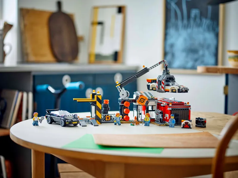 Scrapyard with Cars by LEGO – product photo 9 of 11