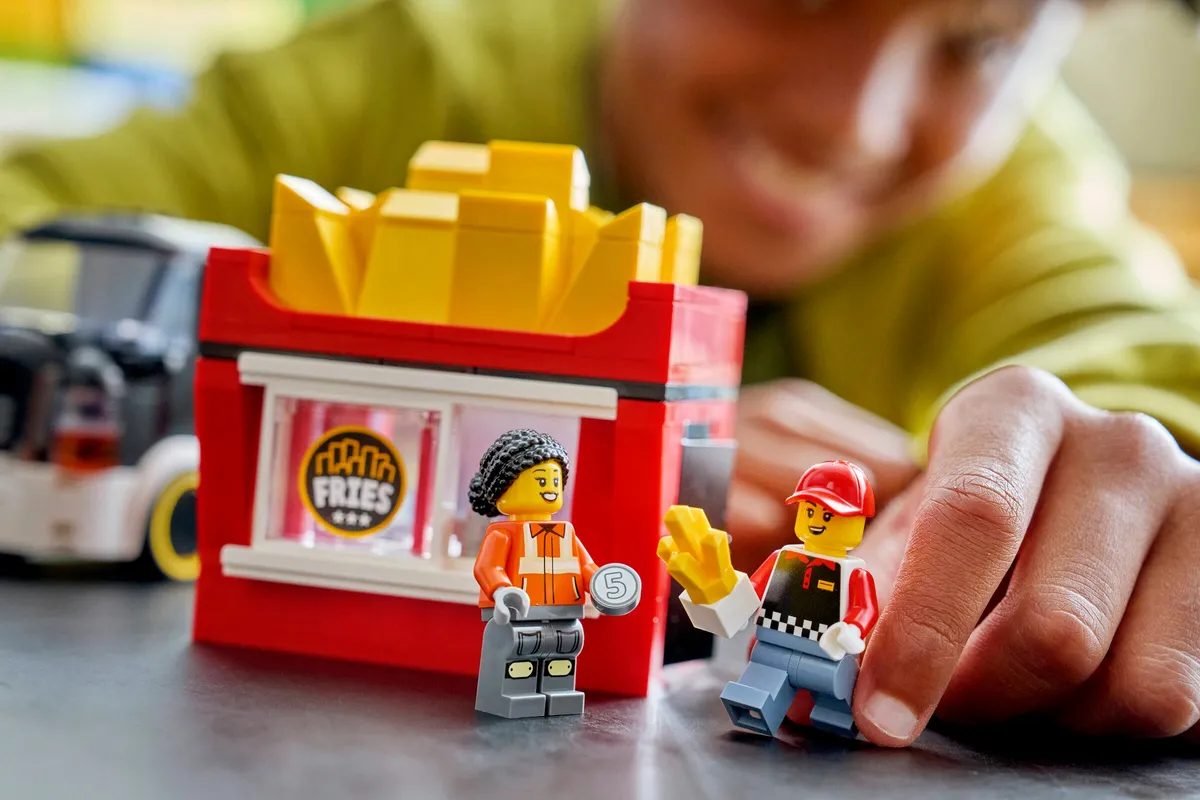 LEGO Fries Food Truck (60488) - Bild 7