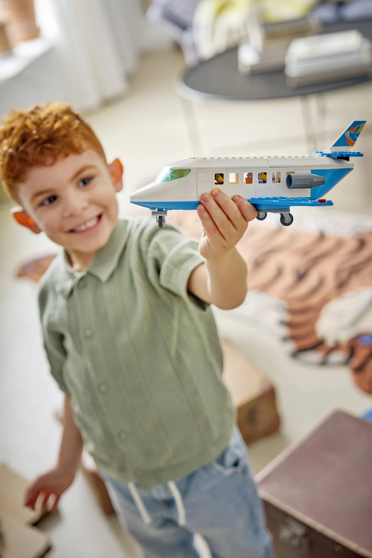 LEGO Passenger Jet (60492) - Bild 10