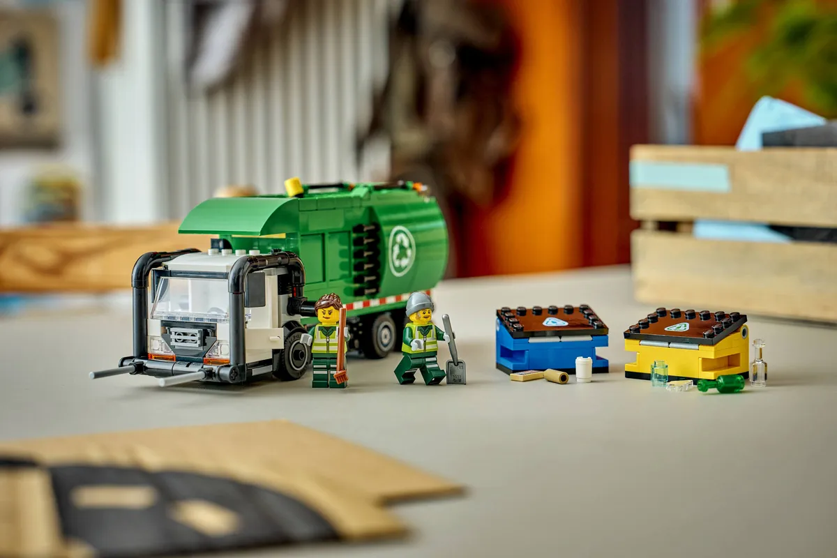 LEGO Recycling Truck (60495) - Bild 6