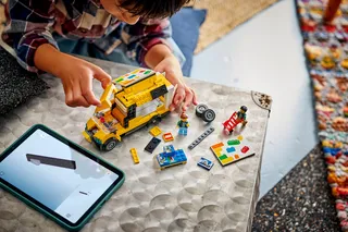 De LEGO® bestelwagen van LEGO – productfoto 10 van 11