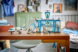 LEGO Airport with Airplane (60502) - afbeelding 10
