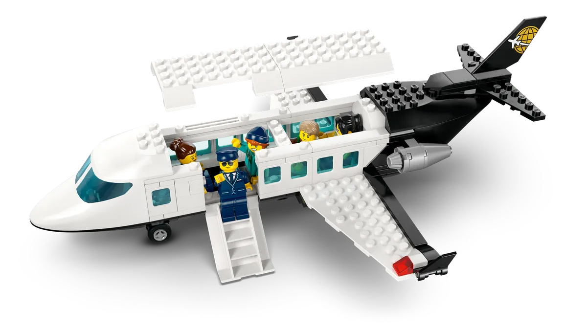 LEGO Airport with Airplane (60502) - Bild 1