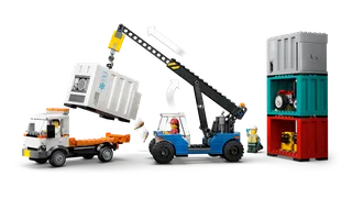 Harbor Freight Train with Crane & Truck by LEGO – product photo 7 of 12