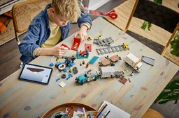 LEGO Harbor Freight Train with Crane & Truck (60509) - afbeelding 7