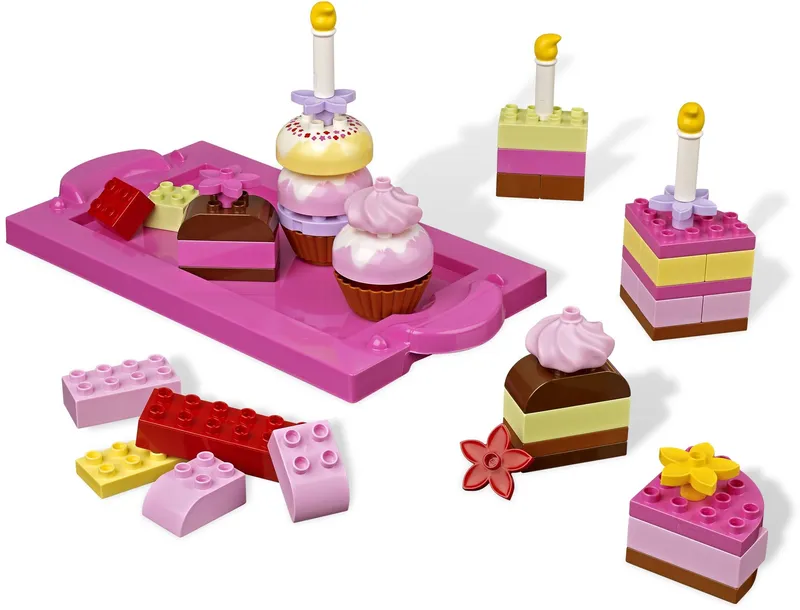Creative Cakes by LEGO – product photo