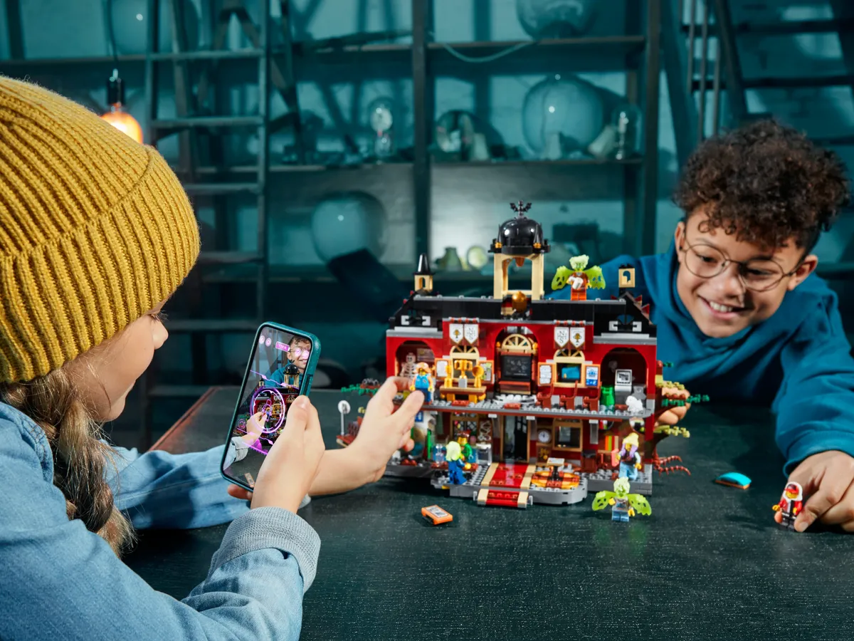 LEGO Newbury Haunted High School (70425) - Bild 8