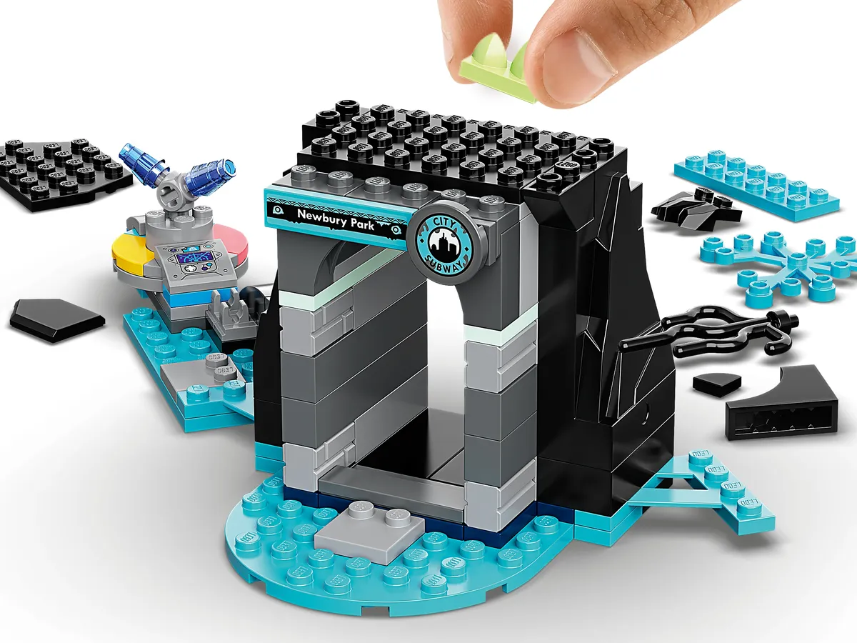 LEGO Welcome to the Hidden Side (70427) - Bild 5