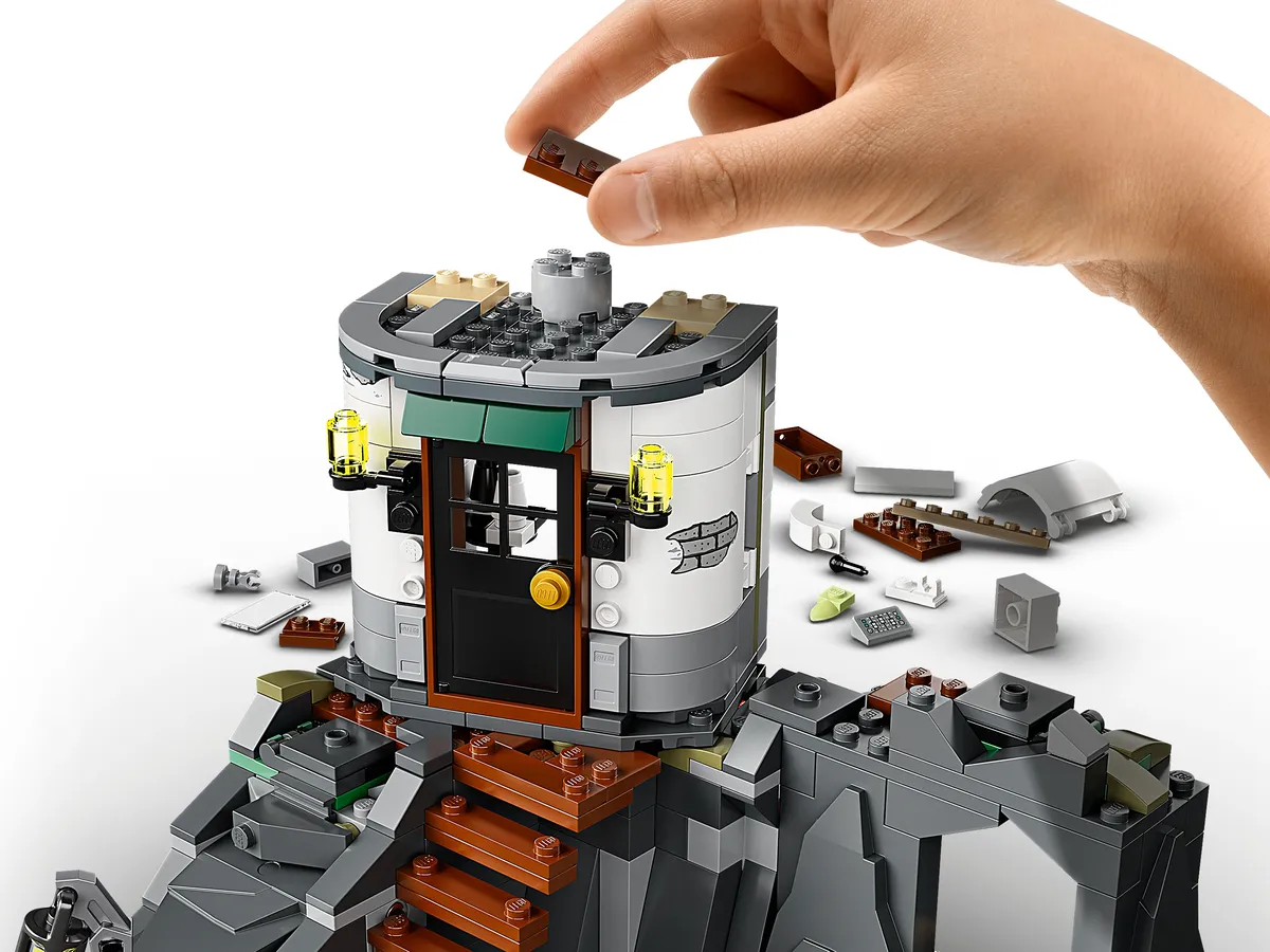 LEGO The Lighthouse of Darkness (70431) - Bild 5