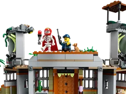 LEGO Newbury Abandoned Prison (70435) - afbeelding 3