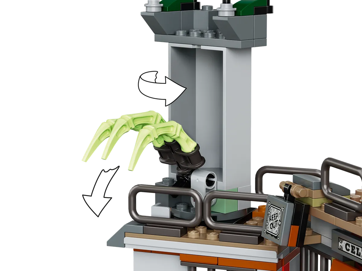 LEGO Newbury Abandoned Prison (70435) - Bild 1