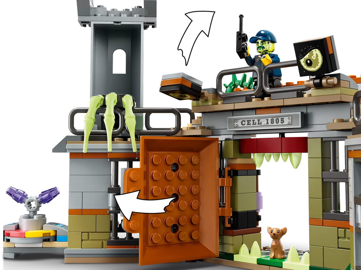 LEGO Newbury Abandoned Prison (70435) - Bild 2