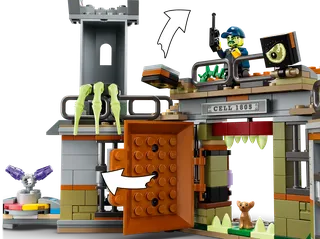 Newbury Abandoned Prison by LEGO – product photo 6 of 15