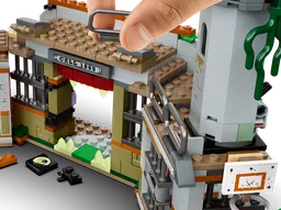 LEGO Newbury Abandoned Prison (70435) - afbeelding 6