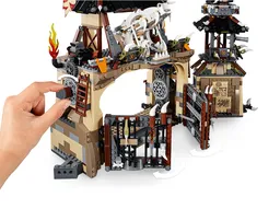 LEGO Dragon Pit (70655) - image 3