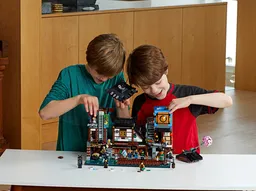 LEGO NINJAGO® City Docks (70657) - afbeelding 13