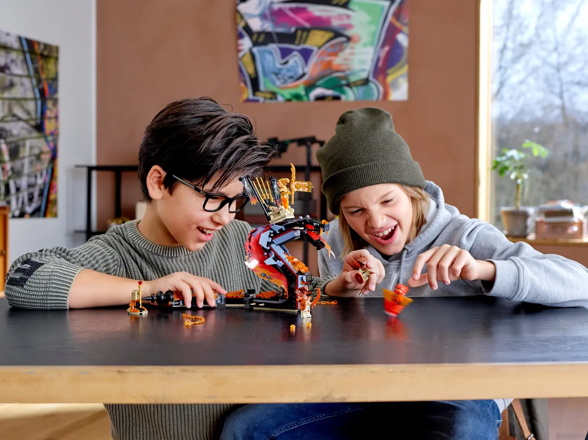 LEGO Fire Fang (70674) - image 8