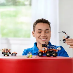 LEGO Bane™ Toxic Truck Attack (70914) - image 4