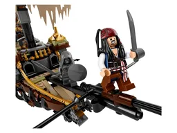 LEGO Silent Mary (71042) - image 4