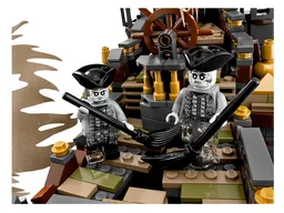 LEGO Silent Mary (71042) - image 6