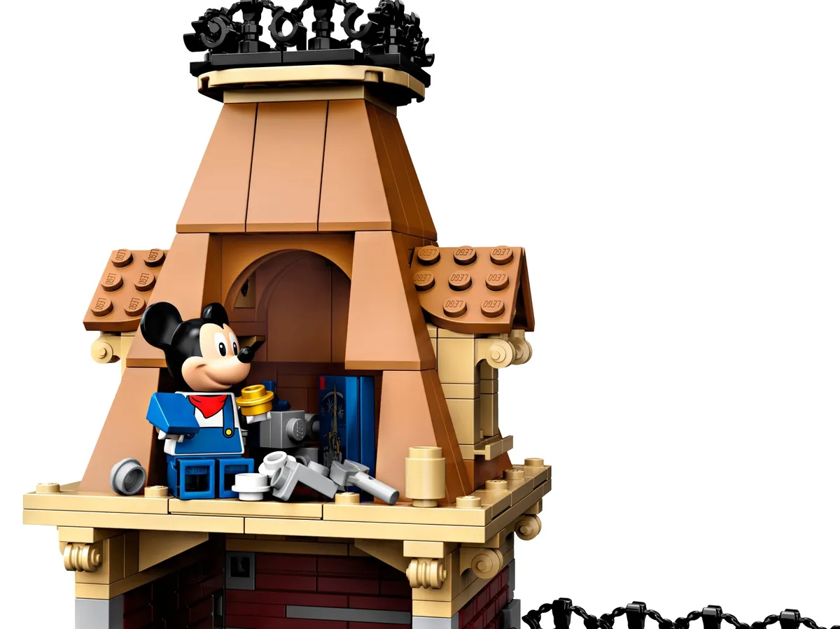 LEGO Disney Train and Station (71044) - image 4