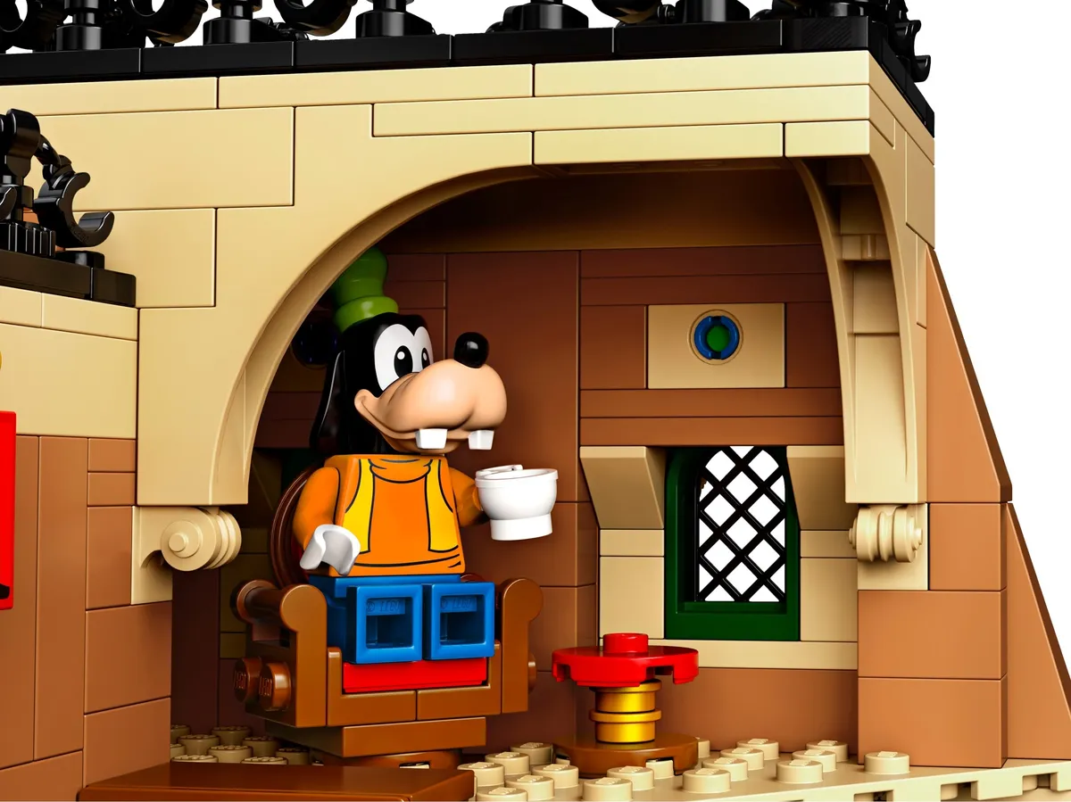 LEGO Disney Train and Station (71044) - image 5