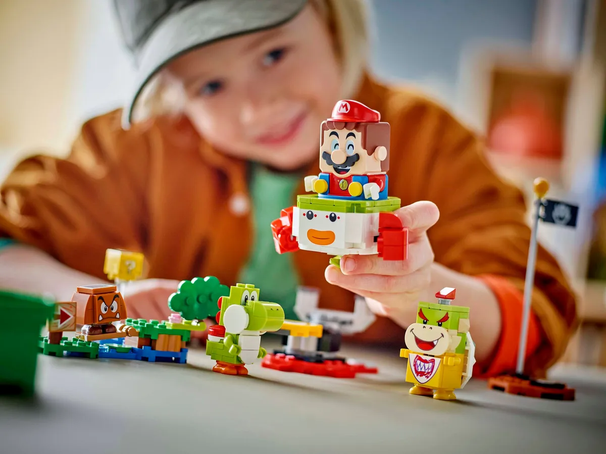 LEGO Adventures with Interactive LEGO® Mario™ (71439) - image 7