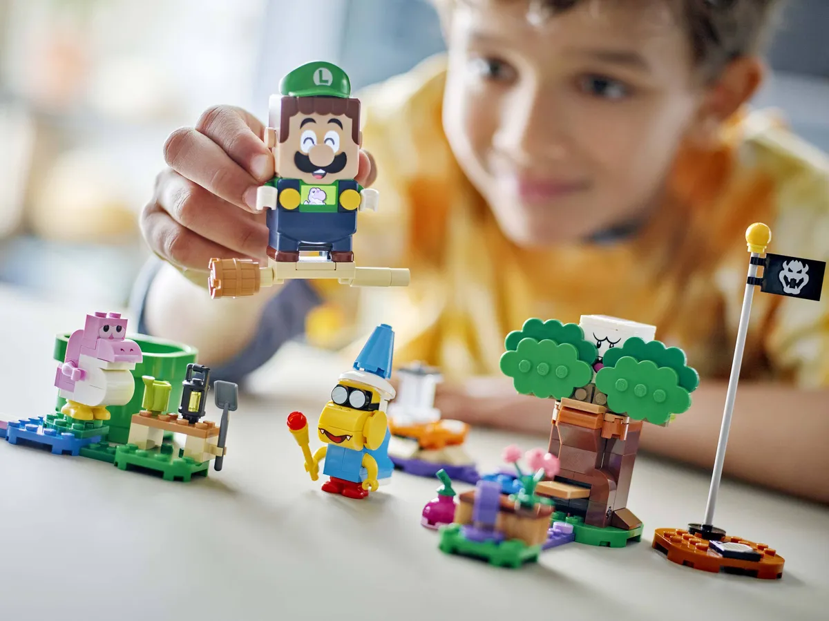 LEGO Adventures with Interactive LEGO® Luigi™ (71440) - image 7