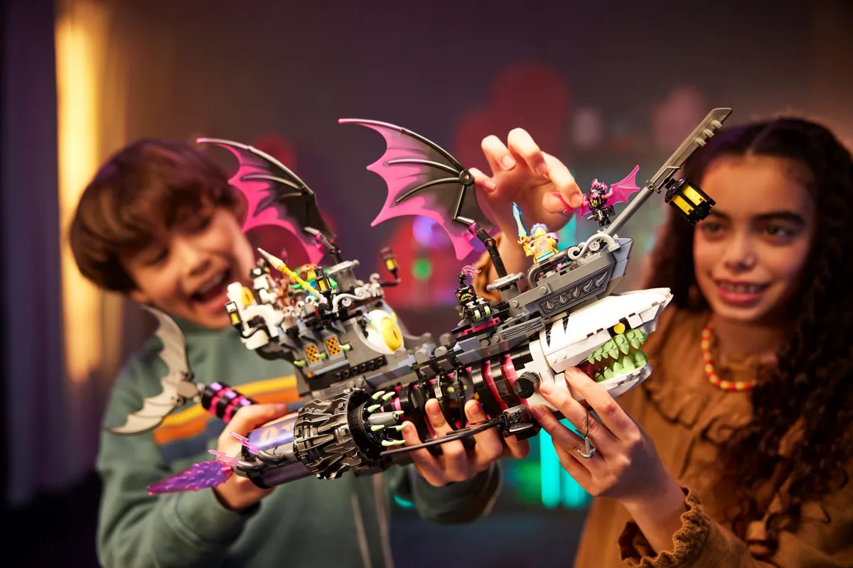 LEGO Nightmare Shark Ship (71469) - Bild 6