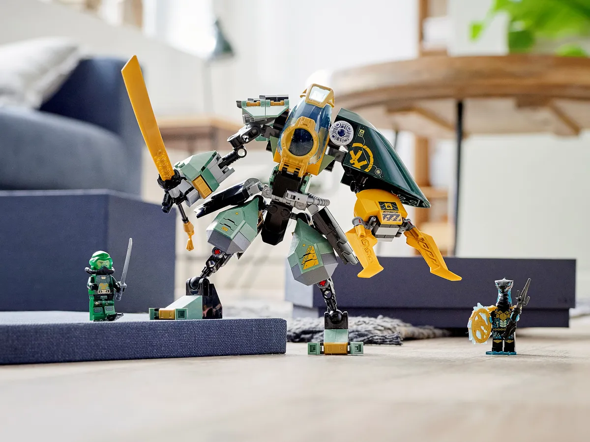 LEGO Lloyd's Hydro Mech (71750) - image 10